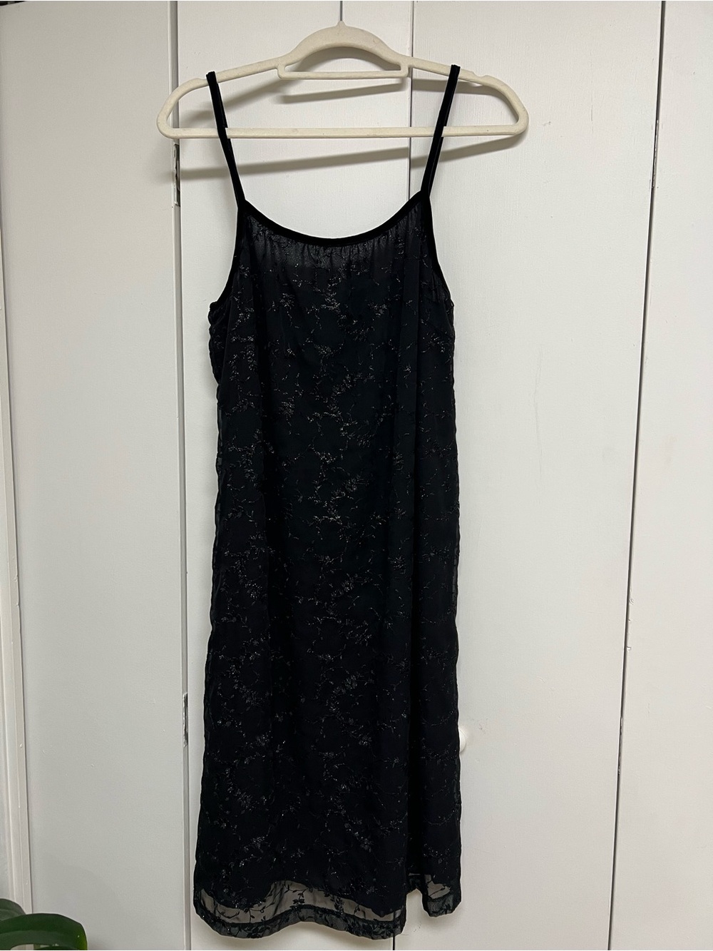 Vintage Dressing Clio black midi dress